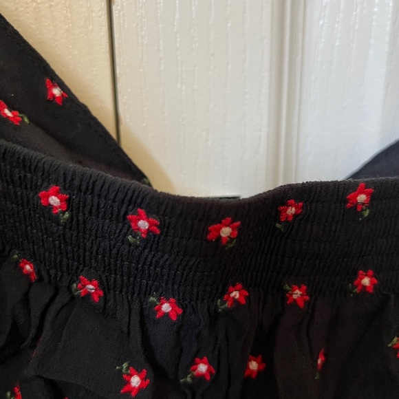 Brandy Melville tank top - Picture 4 of 4